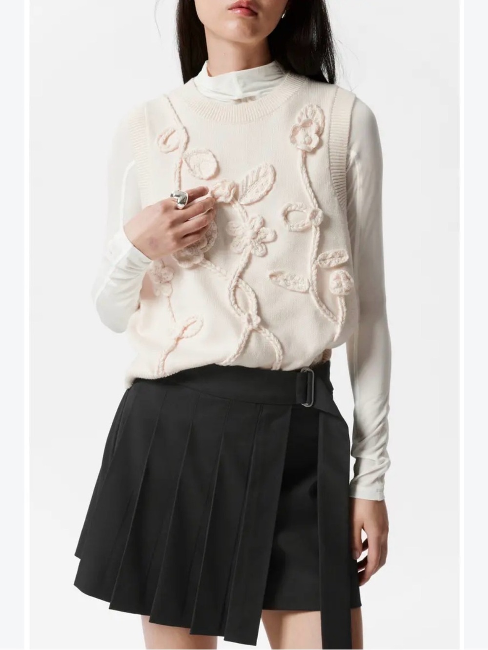 & Other Stories Cream Floral Appliqué Knit Vest